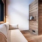 Outi, New Luxury In äkäslompolo, Lapland * Äkäslompolo