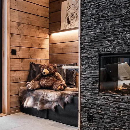 Outi, A Luxurious In Aekaeslompolo, Lapland Äkäslompolo